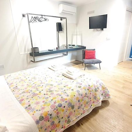 Seba Maison - Bari Centro Luaran gambar